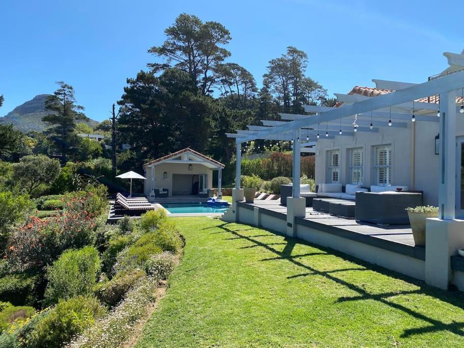 Luxe Family Home With Solar Power In Secure Hout Bay Estate Kapstaden Exteriör bild