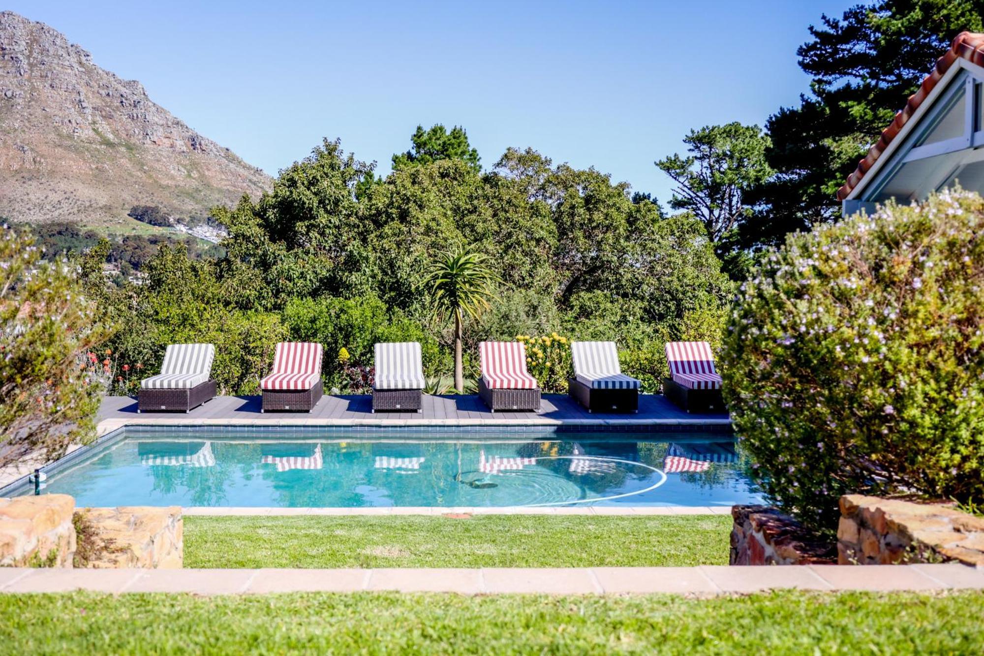 Luxe Family Home With Solar Power In Secure Hout Bay Estate Kapstaden Exteriör bild